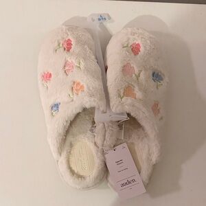 Auden Plush Slip-On Slippers with Embroidered Pastel Flowers